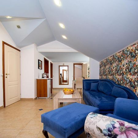 Tanja Apartments Rafailovici Bagian luar foto