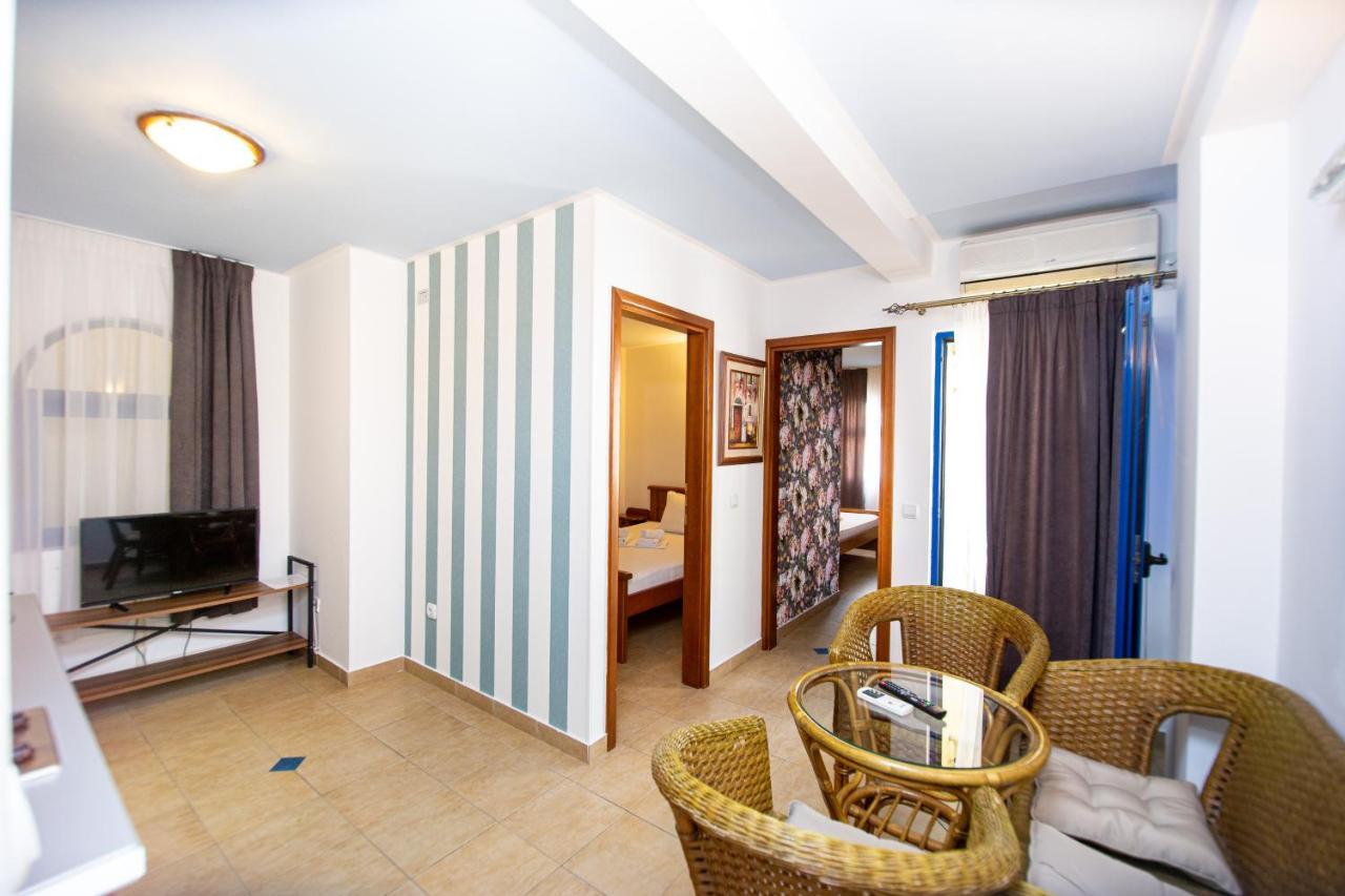 Tanja Apartments Rafailovici Bagian luar foto