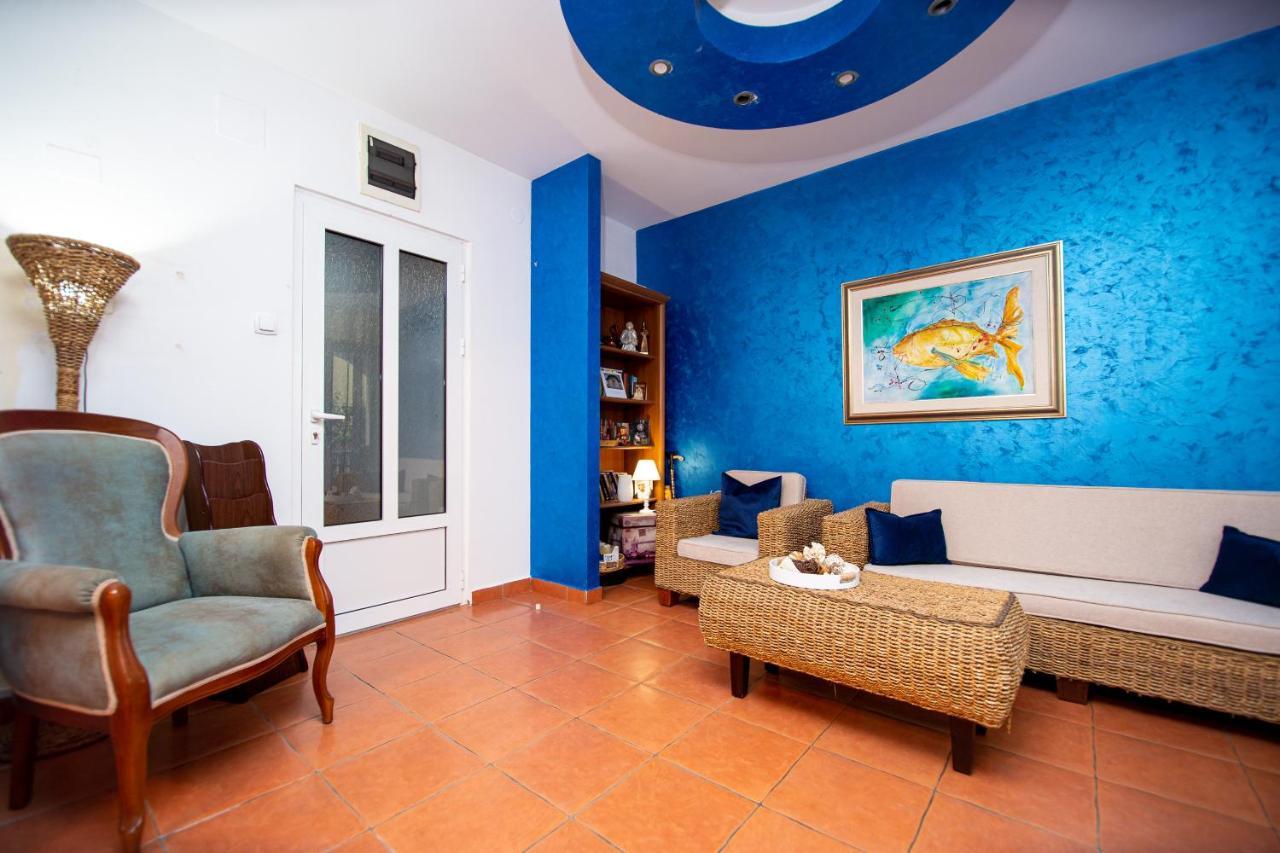 Tanja Apartments Rafailovici Bagian luar foto
