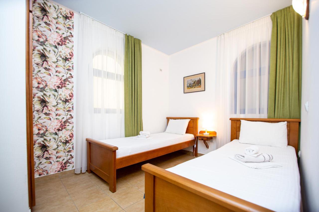 Tanja Apartments Rafailovici Bagian luar foto