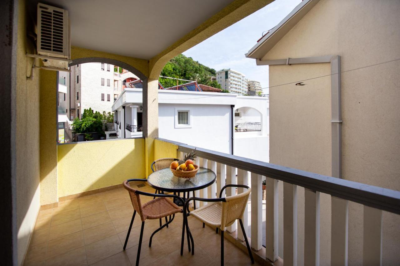 Tanja Apartments Rafailovici Bagian luar foto