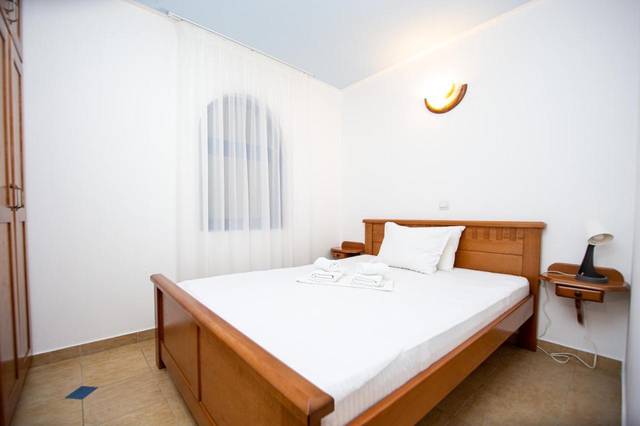 Tanja Apartments Rafailovici Bagian luar foto